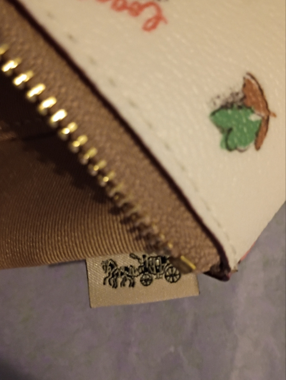 Coach Floral Field Print Wristlet NWOT - Picture 9 of 10